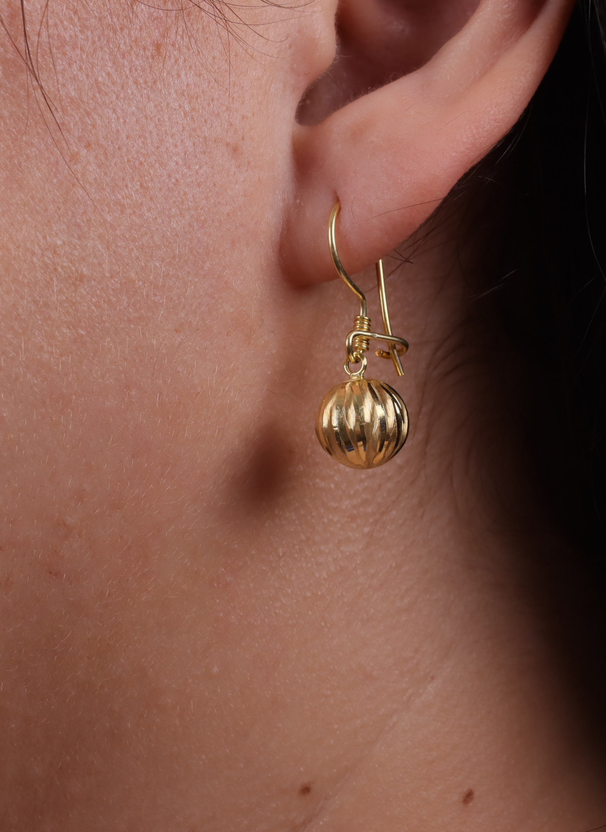 Sallantılı Karpuz Model Gümüş Top Küpe-3126