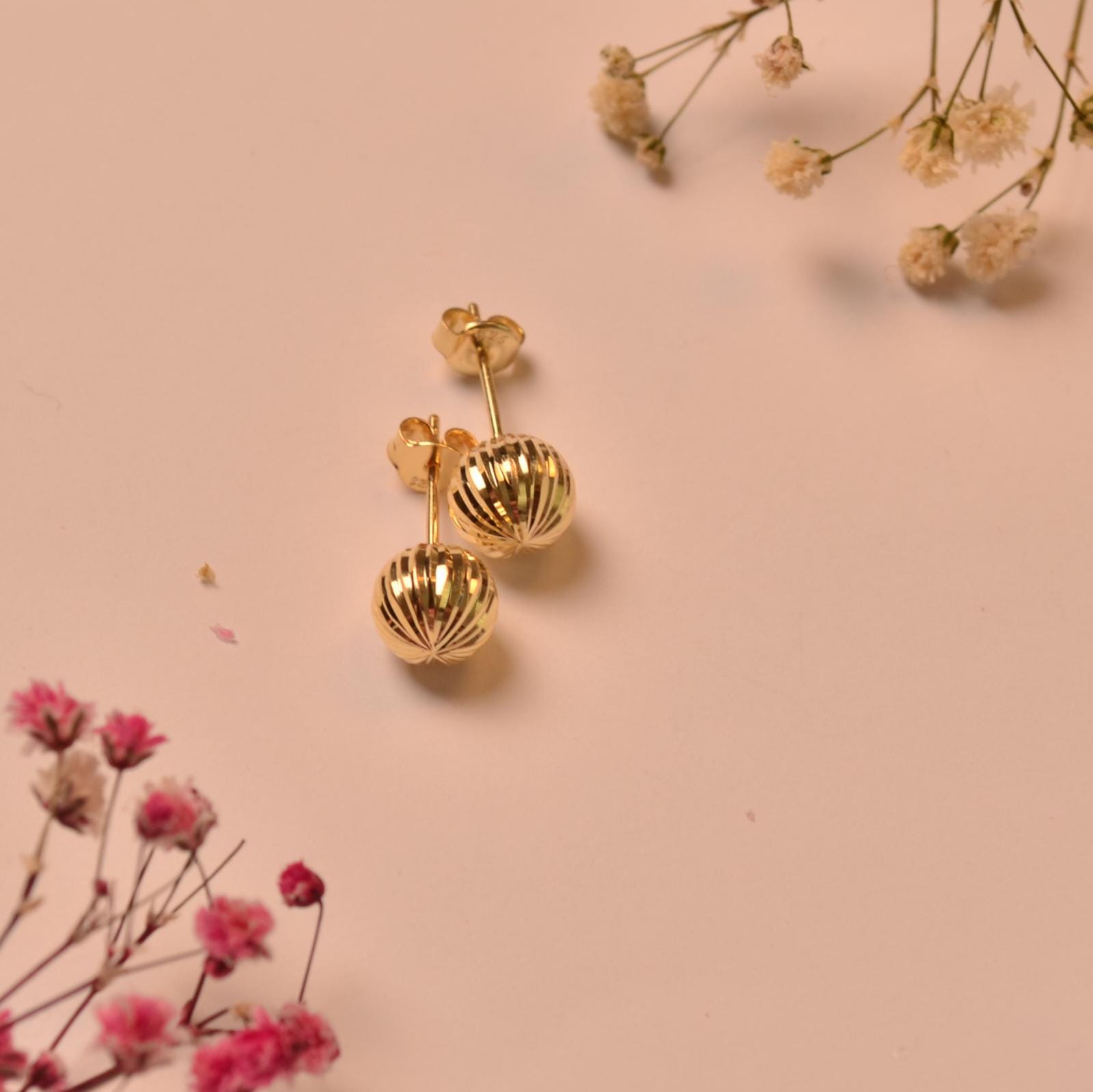 Çizgili Kalemli Gümüş Top Küpe-2803