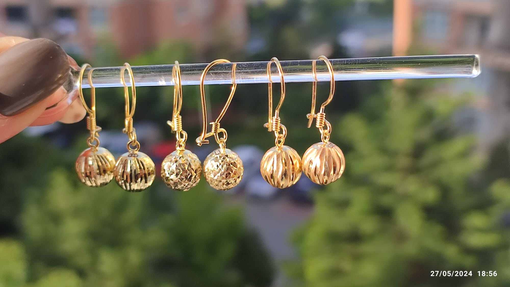 Sallantılı Karpuz Model Gümüş Top Küpe-3125