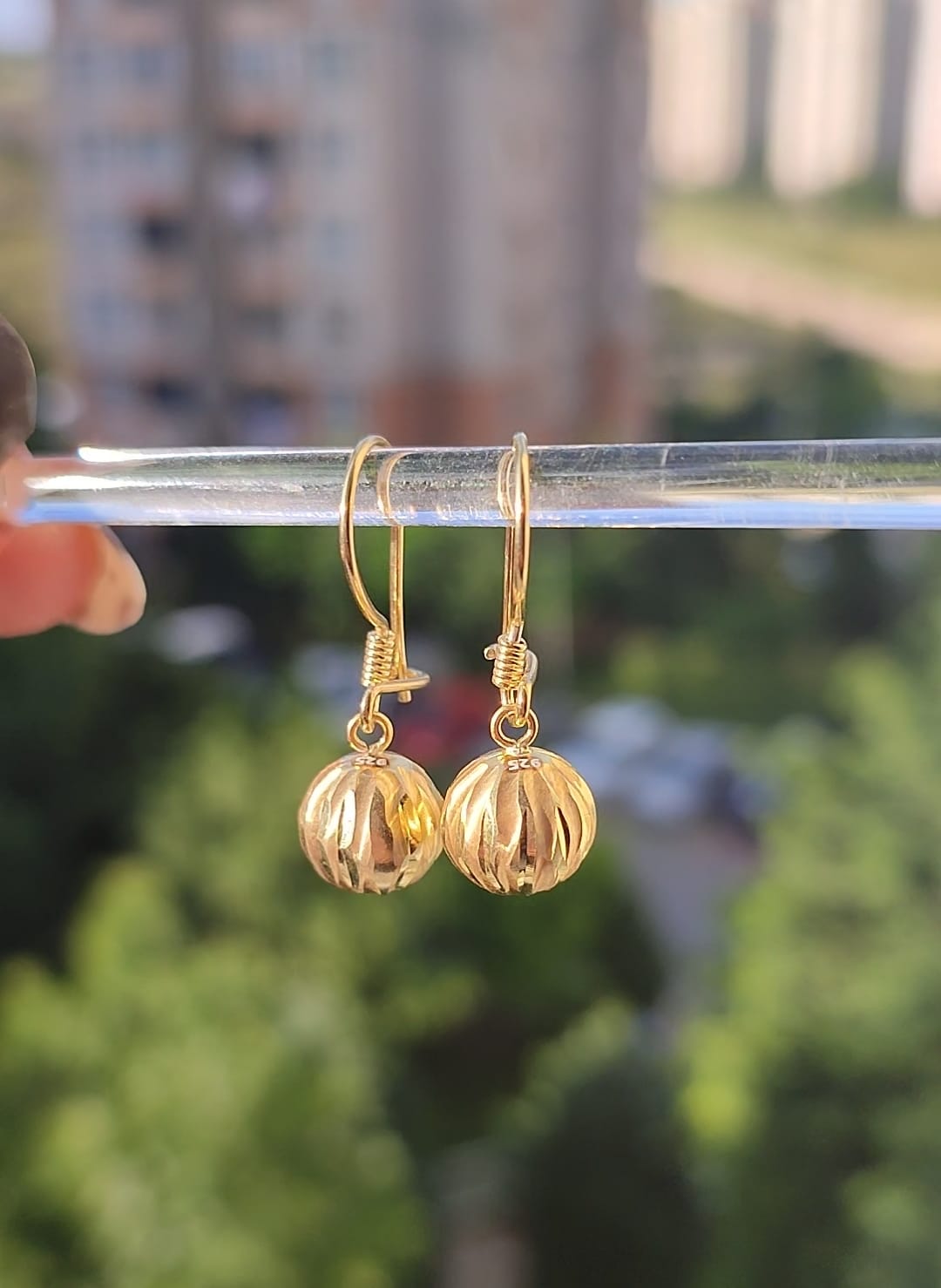 Sallantılı Karpuz Model Gümüş Top Küpe-3122