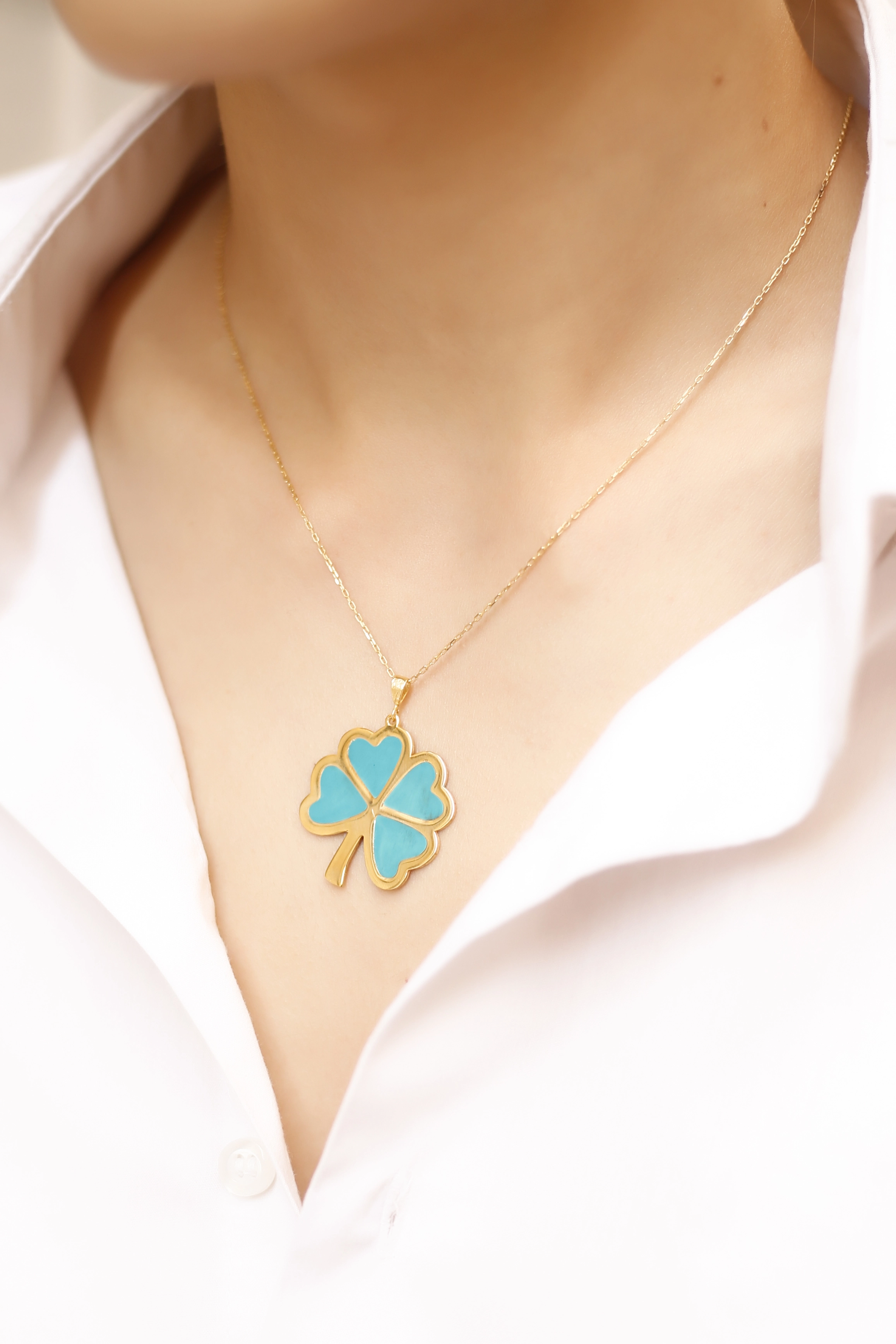 925 Ayar Gümüş Dört Yapraklı Mineli Şans Yoncası Kolye