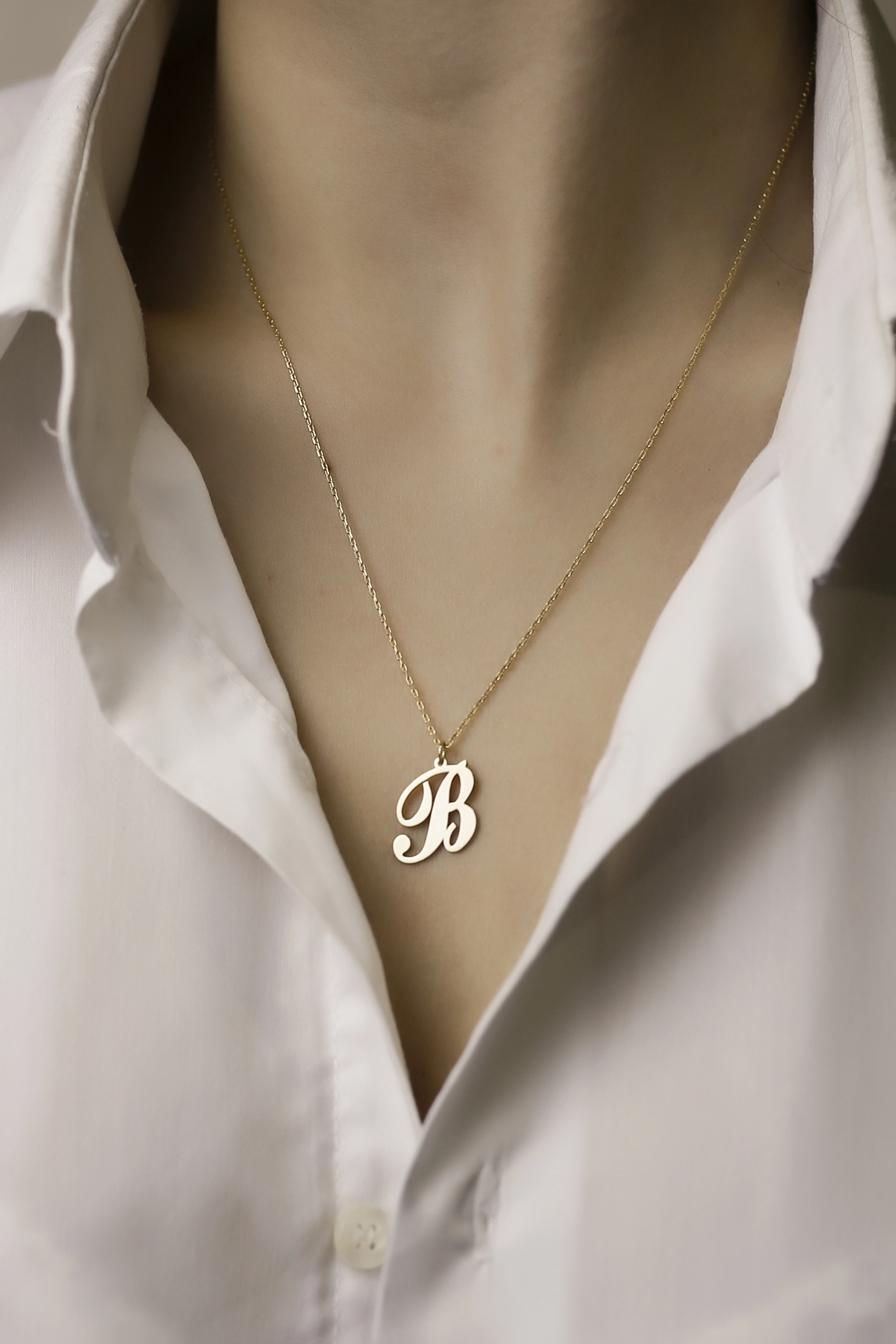 925 Ayar Gümüş B Harfli Kolye