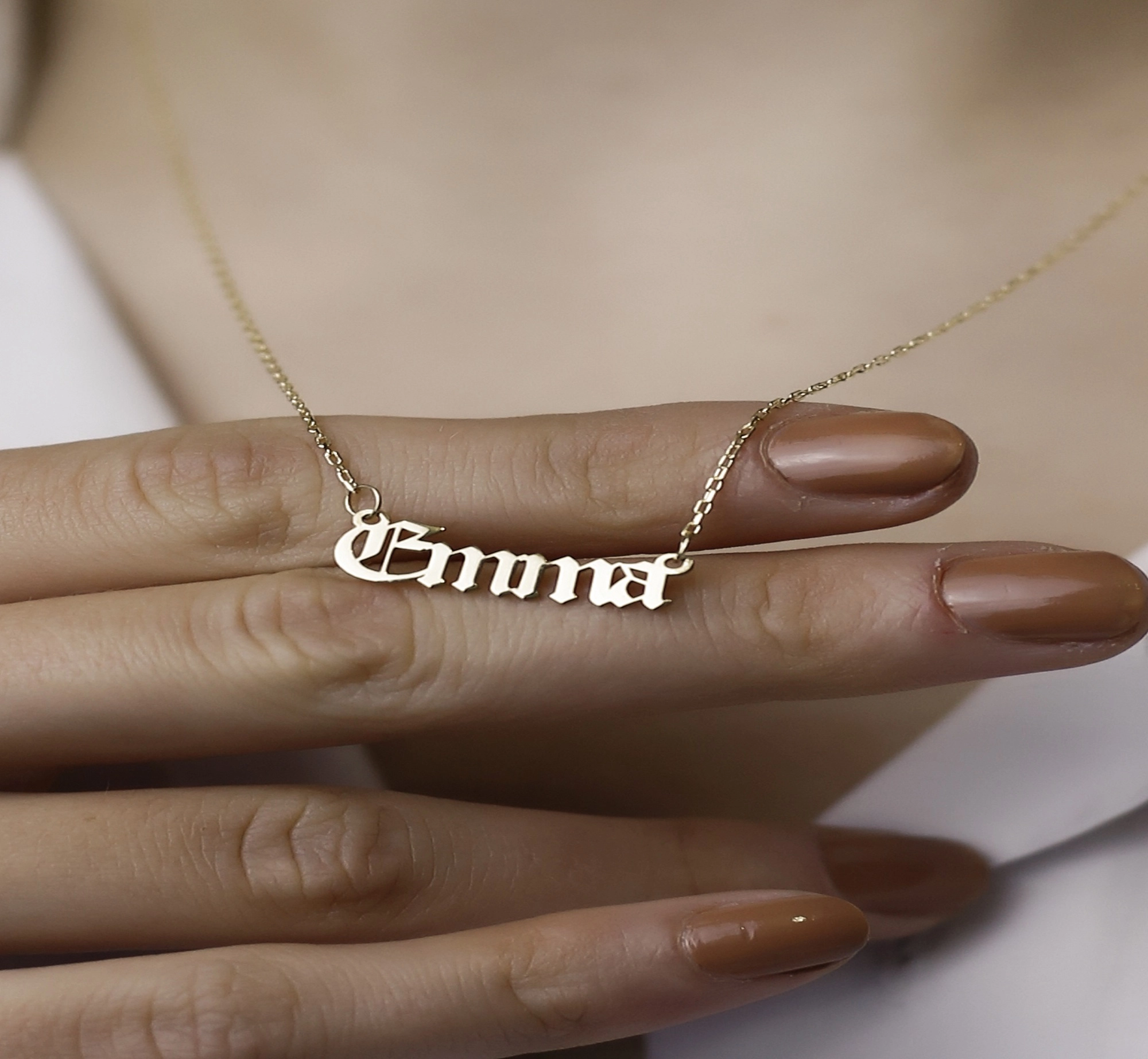 Kişiye Özel Gümüş İsim Yazılı Kolye